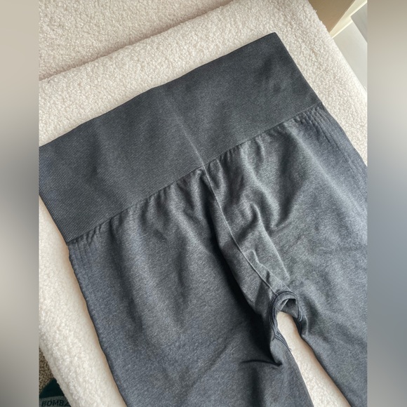 Gymshark Vital Seamless Leggings - Size S - Picture 5 of 8